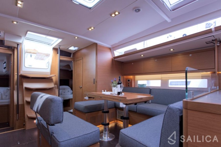 Dufour 530 - Yacht Charter Sailica