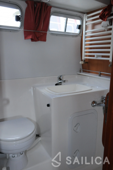 Tarpon 42 - Yacht Charter Sailica
