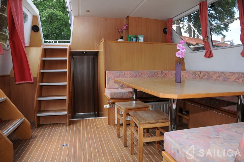 Tarpon 42 - Yacht Charter Sailica