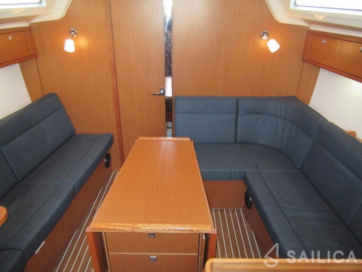 Bavaria 37 Cruiser - Yacht Charter Sailica