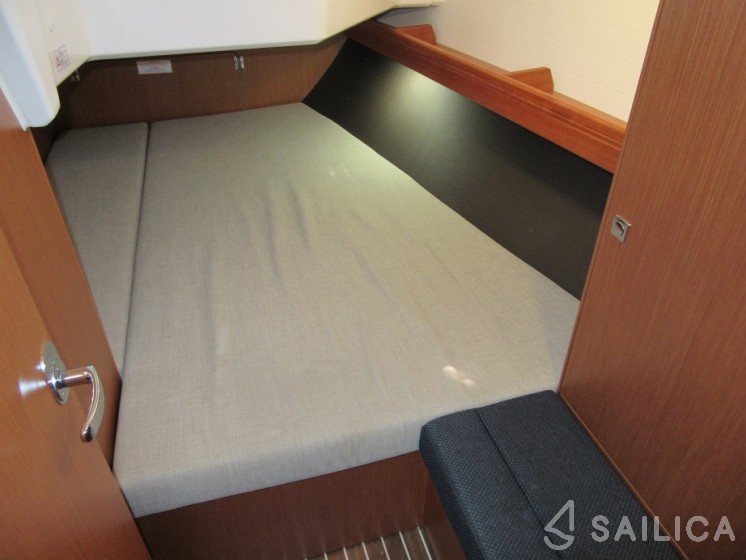 Bavaria 37 Cruiser - Yacht Charter Sailica
