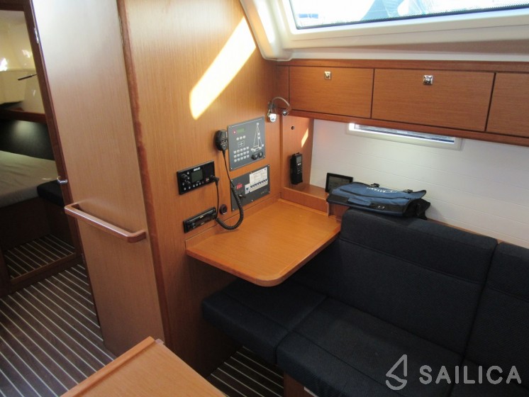 Bavaria 37 Cruiser - Yacht Charter Sailica