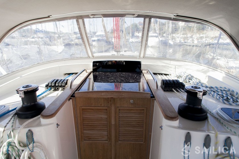 Delphia 47 - Yacht Charter Sailica