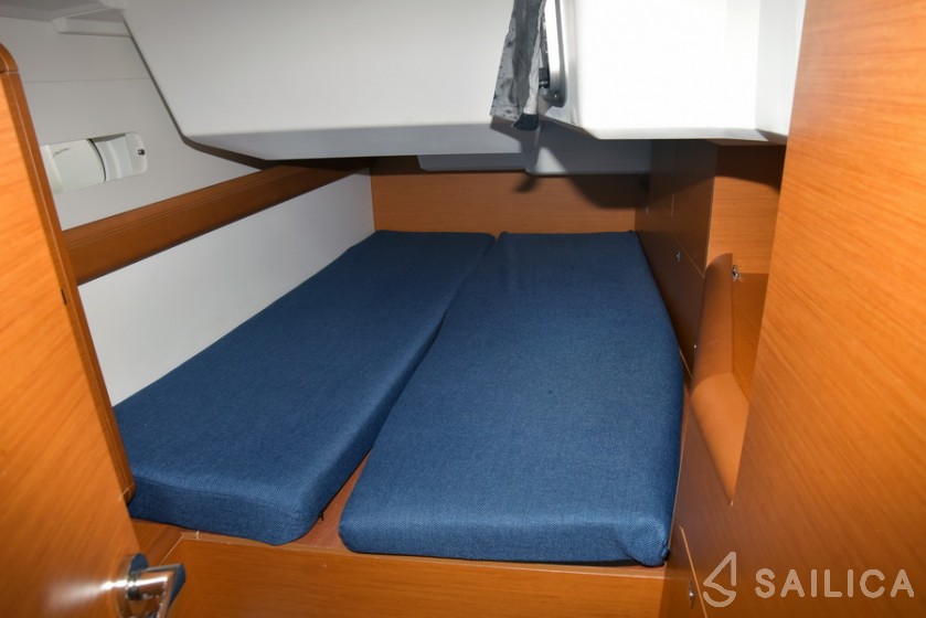 Sun Odyssey 479 - Yacht Charter Sailica