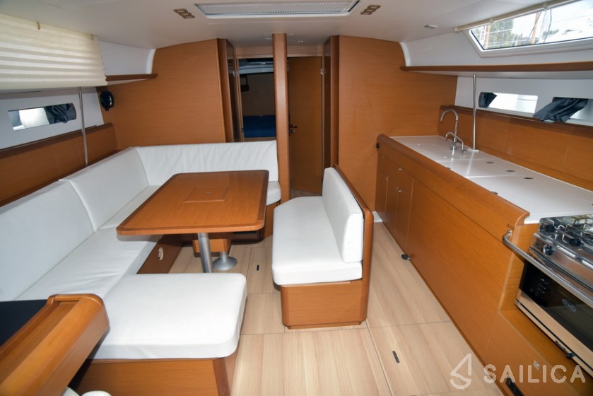 Sun Odyssey 479 - Yacht Charter Sailica