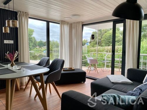 WOMA D13 - Yacht Charter Sailica
