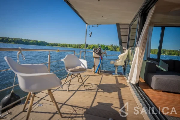 WOMA D13 - Yacht Charter Sailica