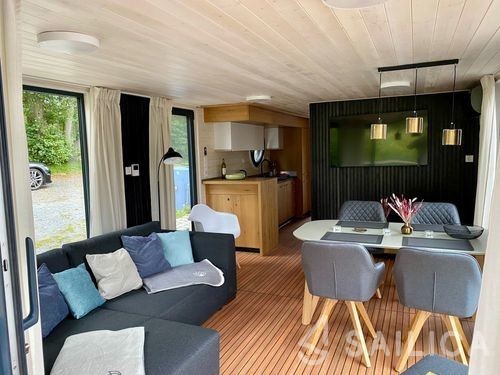 WOMA D13 - Yacht Charter Sailica