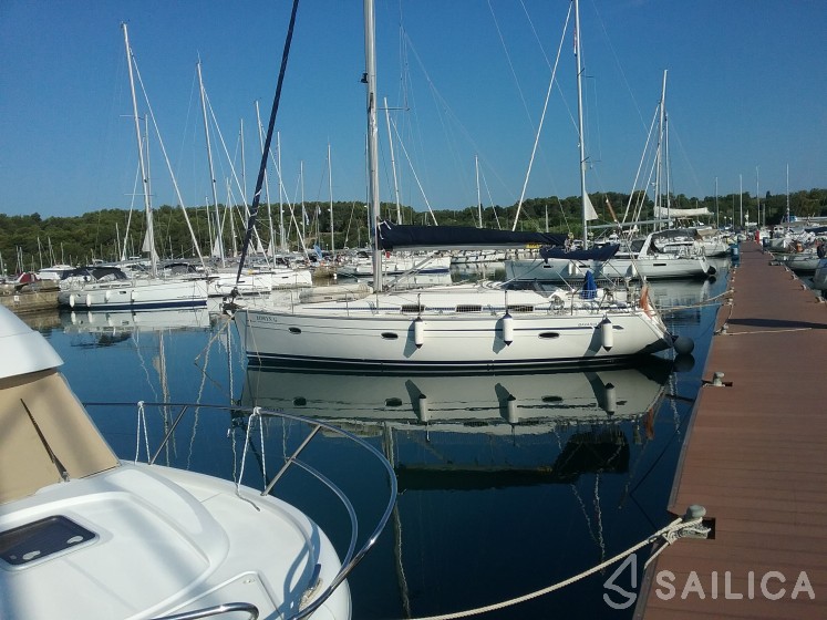Bavaria 39 Cruiser - Yacht Charter Sailica