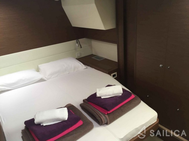 Lagoon 52F - Yacht Charter Sailica