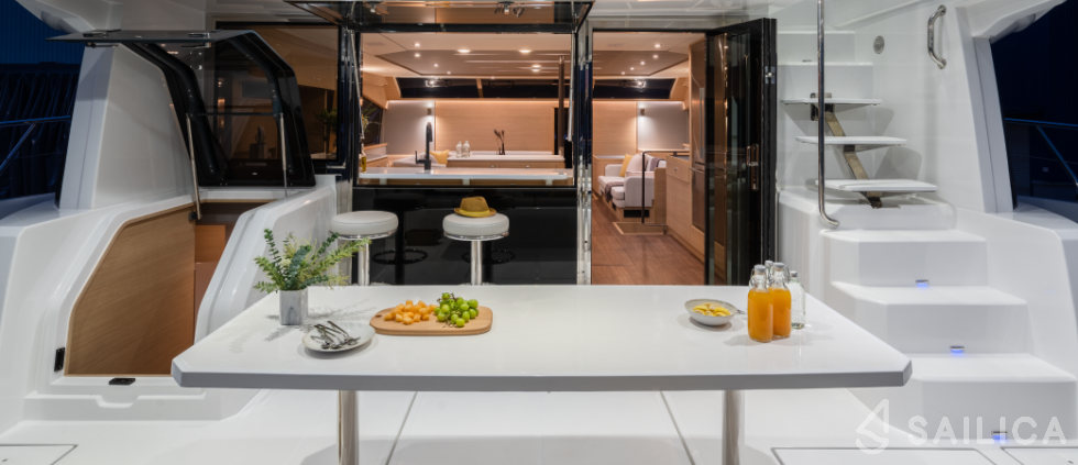 Aquila 54 - Yacht Charter Sailica