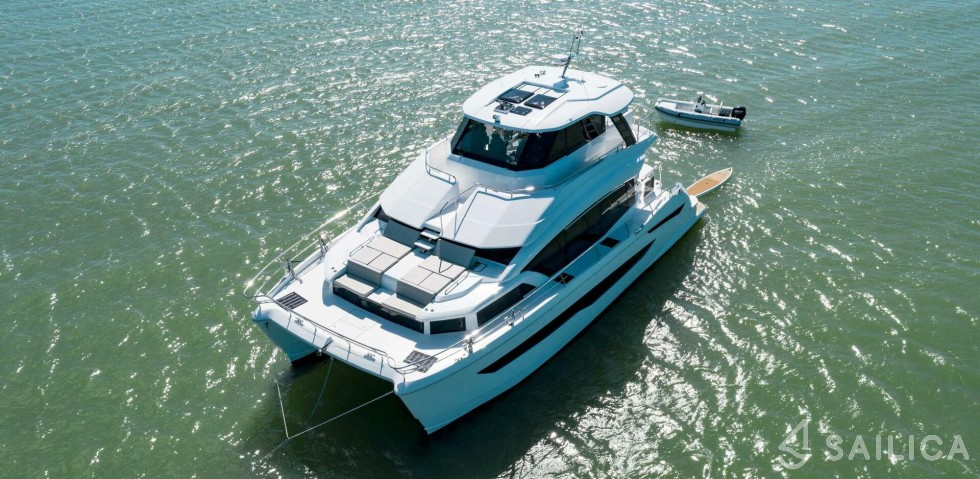 Aquila 54 - Yacht Charter Sailica