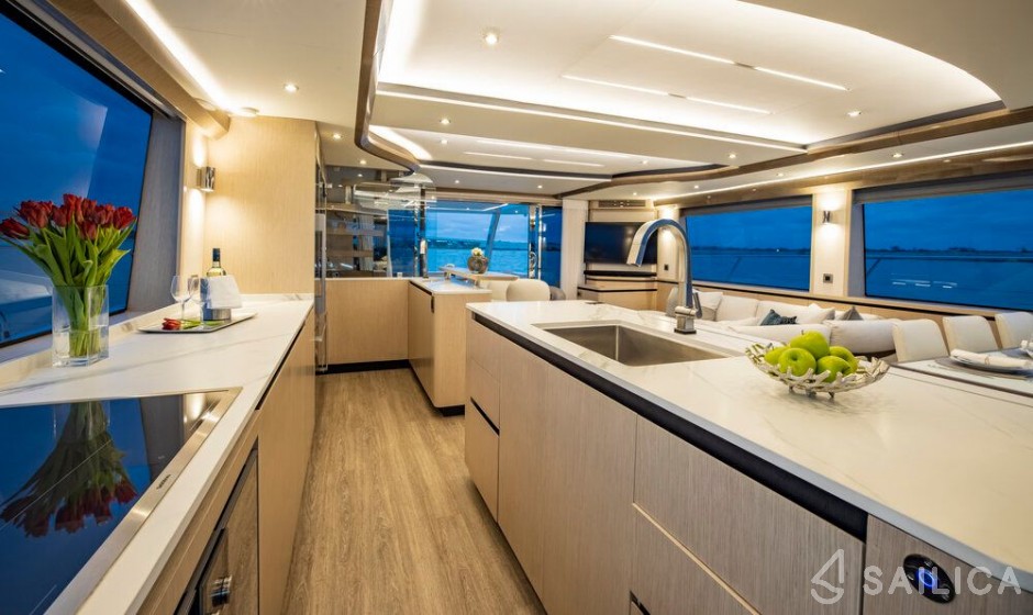 Aquila 54 - Yacht Charter Sailica