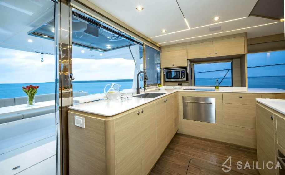 Aquila 54 - Yacht Charter Sailica