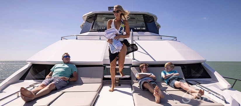 Aquila 54 - Yacht Charter Sailica