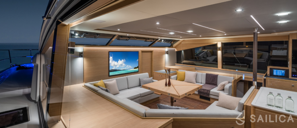 Aquila 54 - Yacht Charter Sailica
