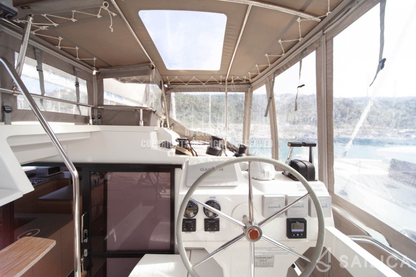 Lagoon 40 - Yacht Charter Sailica