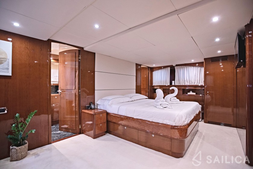 Baglietto 100 - Yacht Charter Sailica