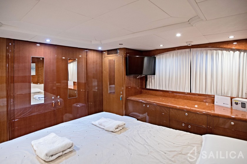 Baglietto 100 - Yacht Charter Sailica