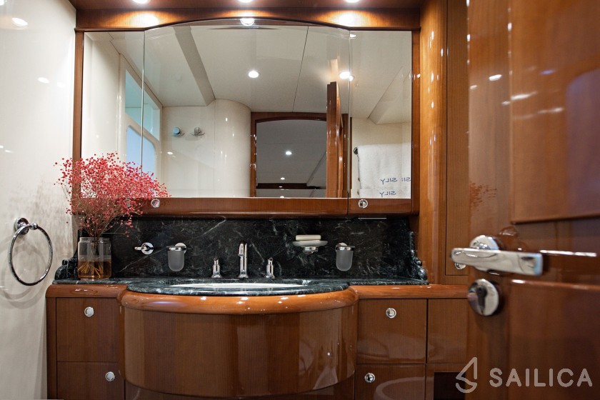 Baglietto 100 - Yacht Charter Sailica