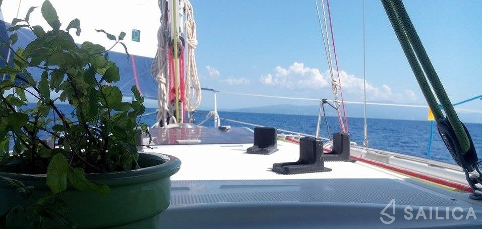 Bavaria 30 Cruiser - Yacht Charter Sailica