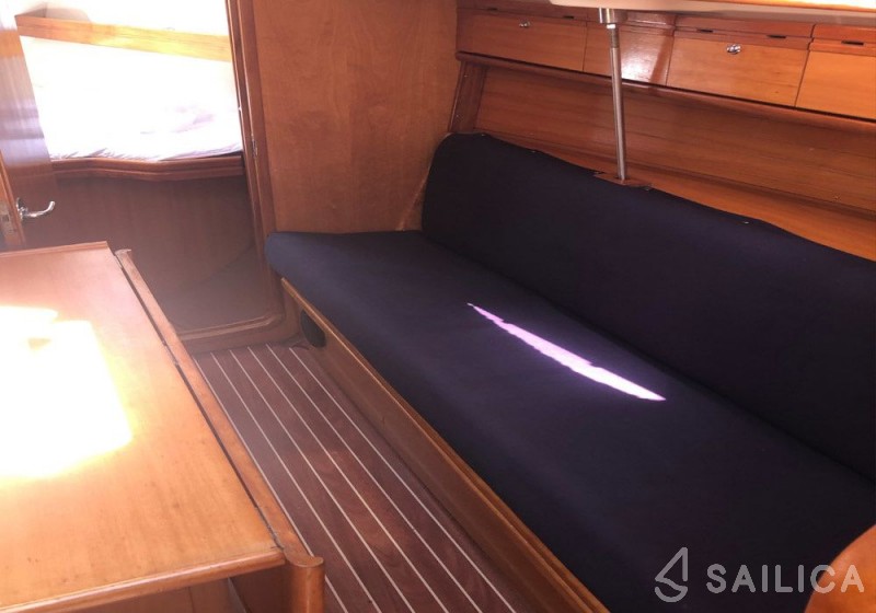 Bavaria 30 Cruiser - Yacht Charter Sailica