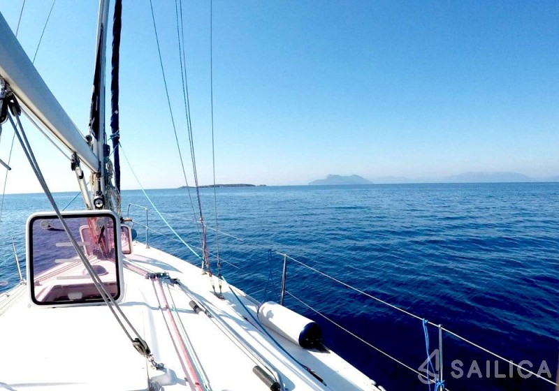 Bavaria 30 Cruiser - Yacht Charter Sailica