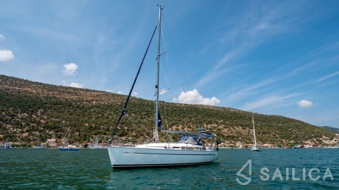 Bavaria 32 Cruiser - Yacht Charter Sailica