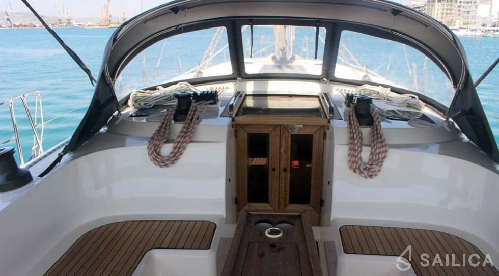 Bavaria 46 Cruiser - Yacht Charter Sailica