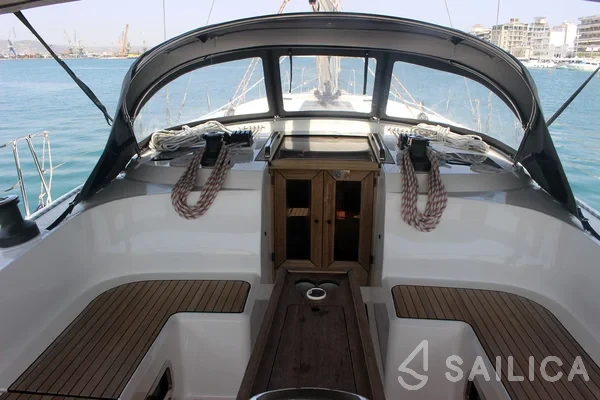 Bavaria 46 Cruiser - Yacht Charter Sailica