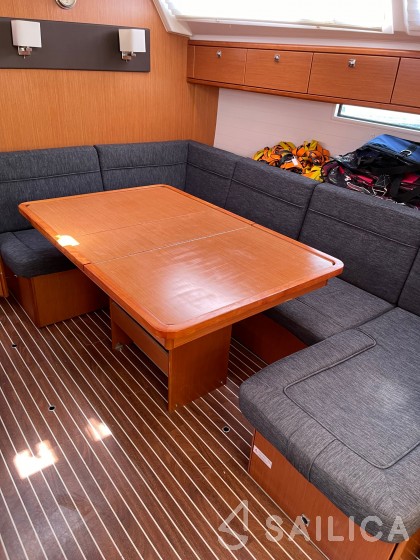 Bavaria 46 Cruiser - Yacht Charter Sailica