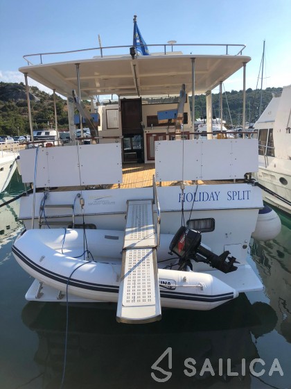 Staryacht 1670 - Yacht Charter Sailica