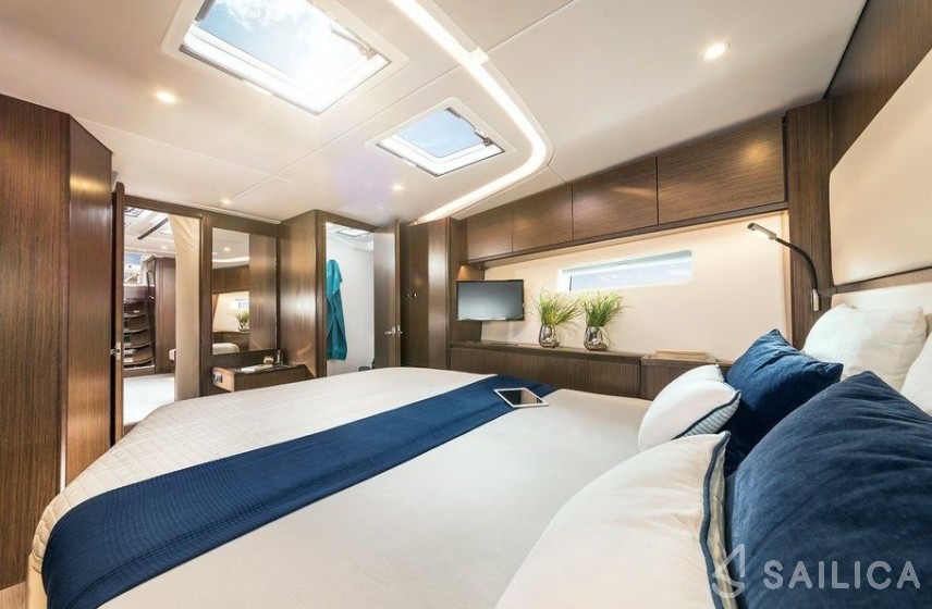 Bavaria C57 - Yacht Charter Sailica