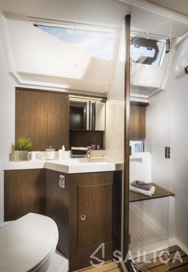 Bavaria C57 - Yacht Charter Sailica
