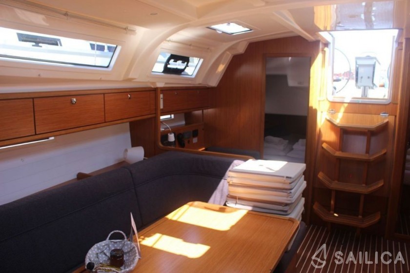 Bavaria 41 Cruiser - Yacht Charter Sailica