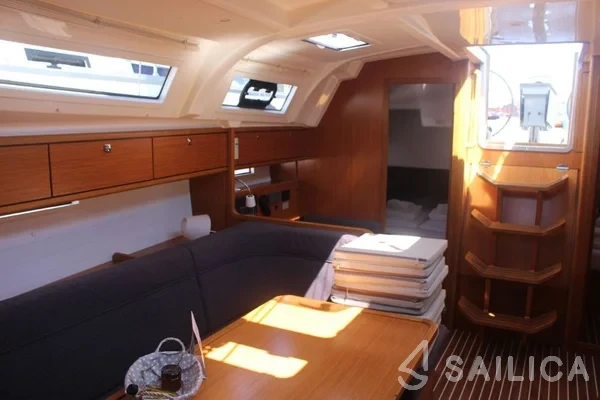 Bavaria 41 Cruiser - Yacht Charter Sailica