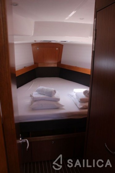 Bavaria 41 Cruiser - Yacht Charter Sailica