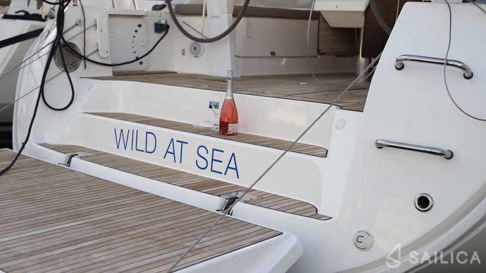 Bavaria 51 Cruiser - Yacht Charter Sailica