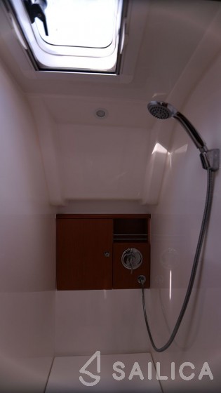 Bavaria 51 Cruiser - Yacht Charter Sailica