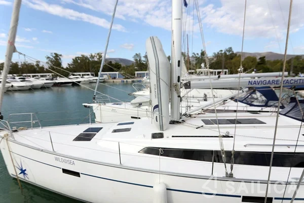 Bavaria 51 Cruiser - Yacht Charter Sailica