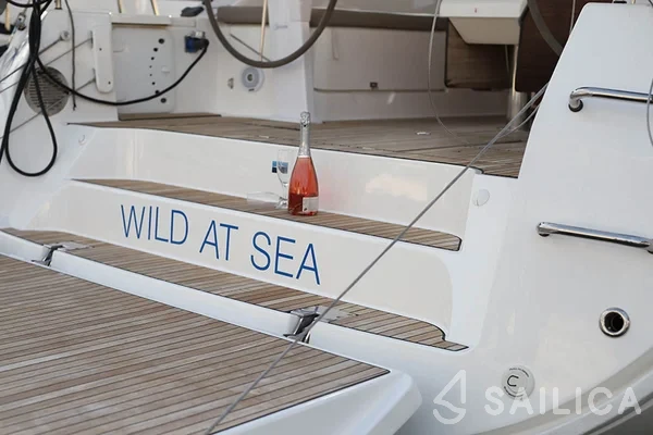 Bavaria 51 Cruiser - Yacht Charter Sailica