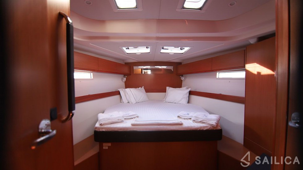 Bavaria 51 Cruiser - Yacht Charter Sailica