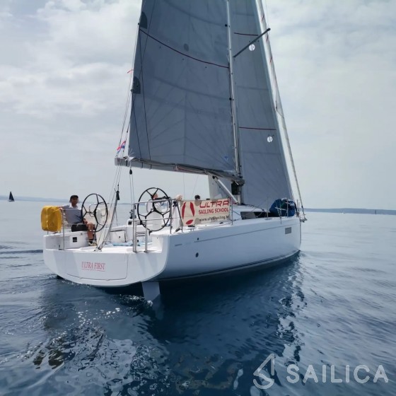 First 36 - Yacht Charter Sailica