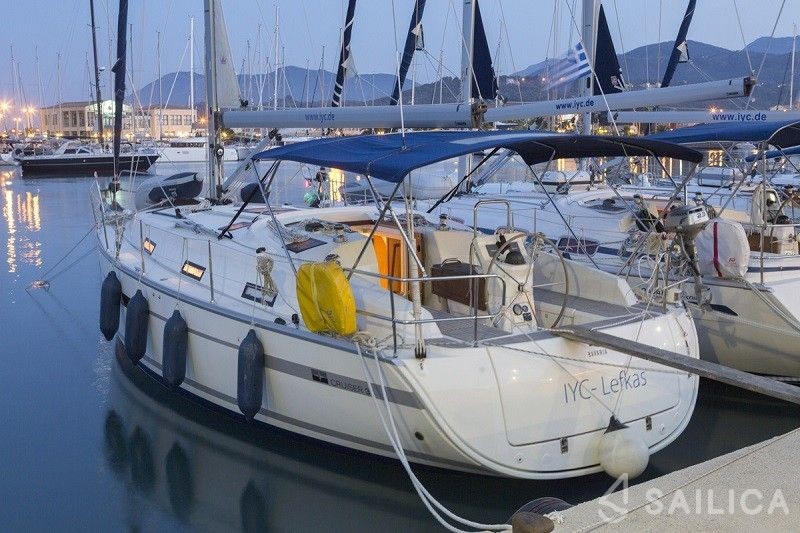 Bavaria 36 Cruiser - Yacht Charter Sailica