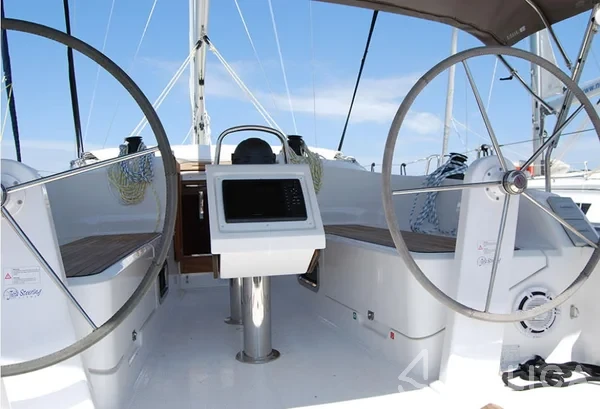 Bavaria 37 - Yacht Charter Sailica