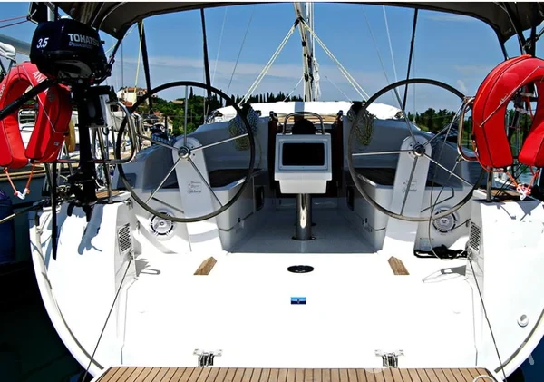Bavaria 37 - Yacht Charter Sailica