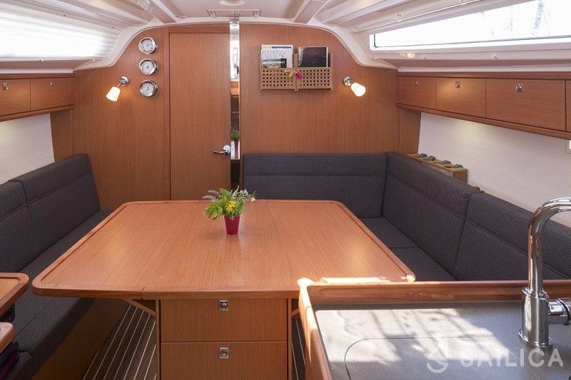 Bavaria 37 Cruiser - Yacht Charter Sailica