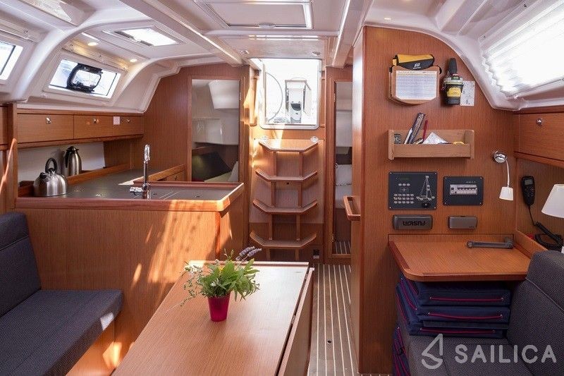 Bavaria 37 Cruiser - Yacht Charter Sailica