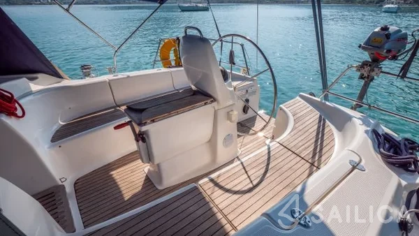 Bavaria C38 - Yacht Charter Sailica