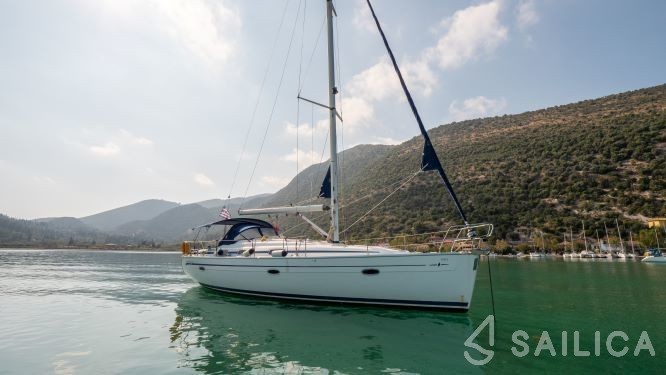 Bavaria C38 - Yacht Charter Sailica